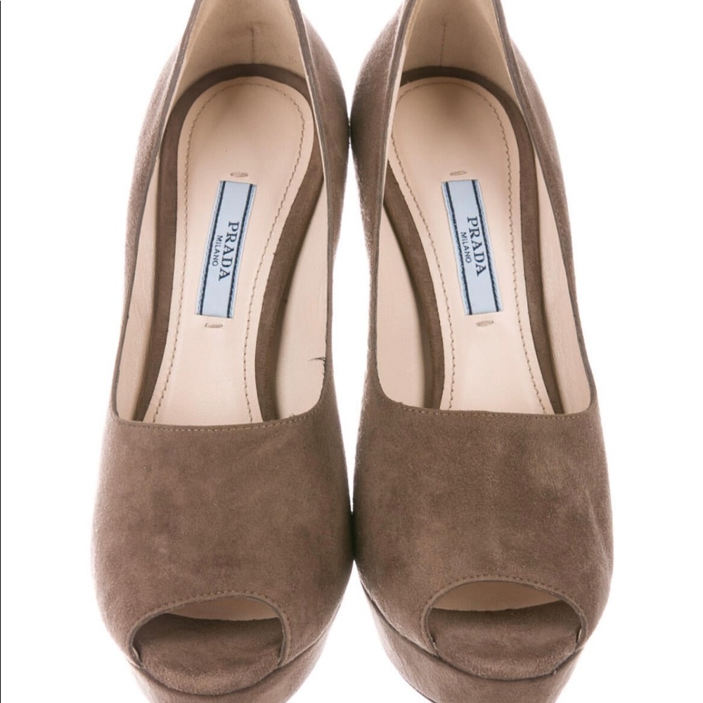 Prada women’s shoes size 7.5